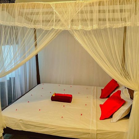 Kawshan Home Stay Dikwella Eksteriør billede